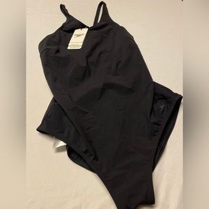 Brand New Speedo Size 40 Solid Black Opal Glow One Piece